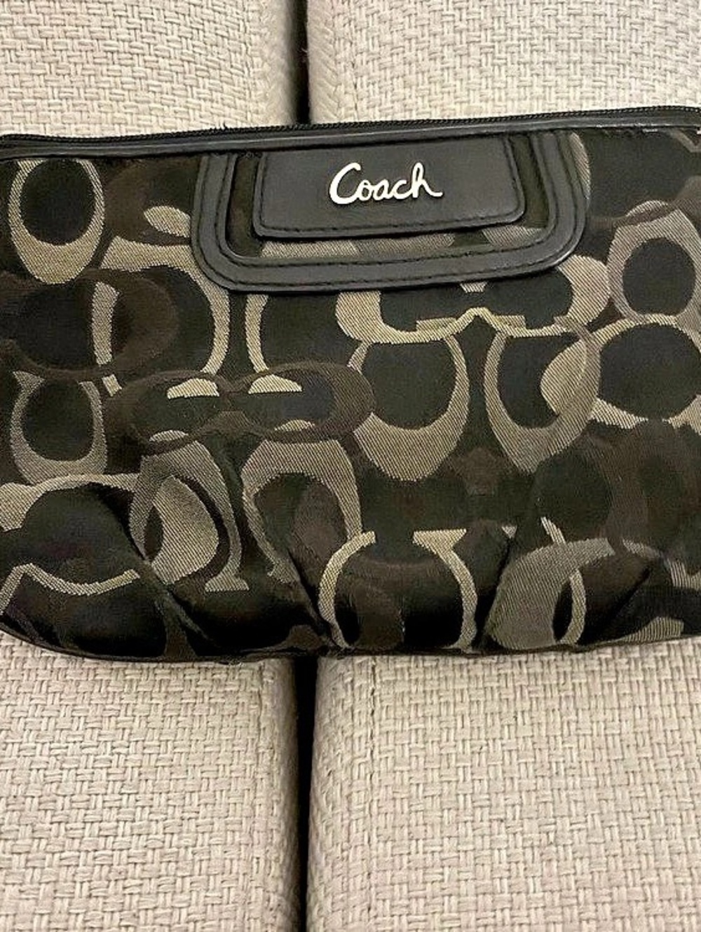 Coach Signature Pleated Medium Wristlet in Black & Brown